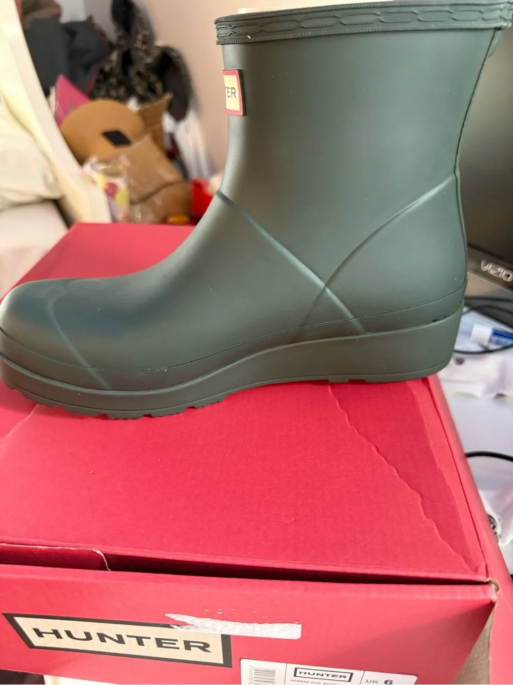 Hunter women Black Matte Rain Chelsea Boot